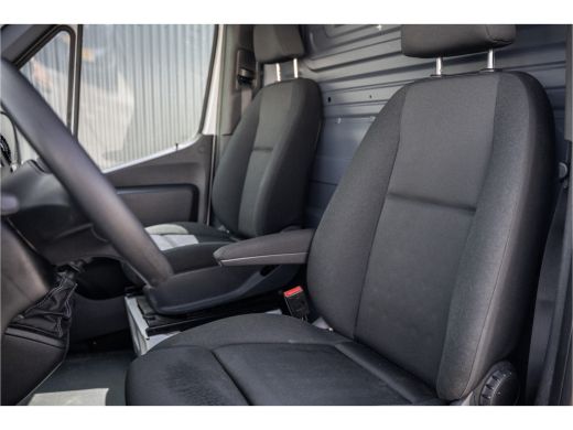 Mercedes-Benz Sprinter 311 CDI L2H2 | Volledig Ingericht | Mbux | Camera | Navi | Climatronic ActivLease financial lease