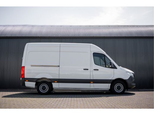 Mercedes-Benz Sprinter 311 CDI L2H2 | Volledig Ingericht | Mbux | Camera | Navi | Climatronic ActivLease financial lease