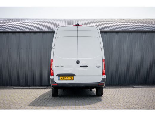 Mercedes-Benz Sprinter 311 CDI L2H2 | Volledig Ingericht | Mbux | Camera | Navi | Climatronic ActivLease financial lease