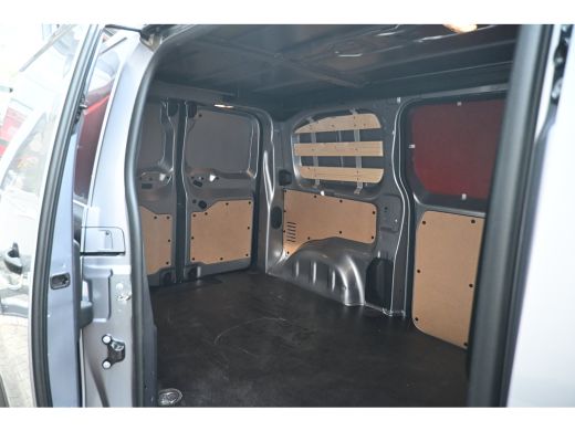 Opel Vivaro 2.0 Diesel 145 L2 | Betimmering | 2x Schuifdeur | Navigatie | Camera | Digitale Binnenspiegel | D... ActivLease financial lease