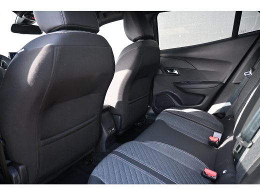 Peugeot e-2008 EV Allure Avantage 54 kWh 96,3%SOH! 8 Jaar Garantie! | Adaptive Cruise | 360 Camera | Keyless-Ent... ActivLease financial lease