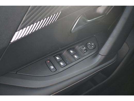 Peugeot e-2008 EV Allure Avantage 54 kWh 96,3%SOH! 8 Jaar Garantie! | Adaptive Cruise | 360 Camera | Keyless-Ent... ActivLease financial lease