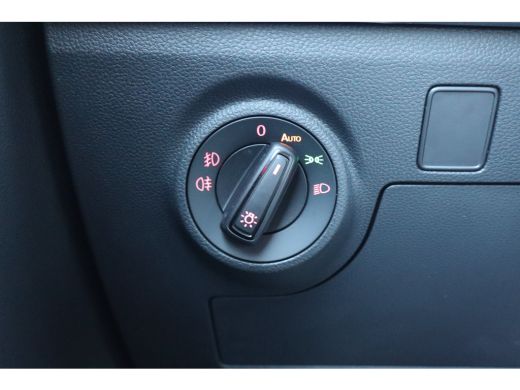 Seat Ibiza FR Business Connect | 17 inch lichtmetalen velgen, (7J x 17) | Achteruitrijcamera | Airconditioni... ActivLease financial lease