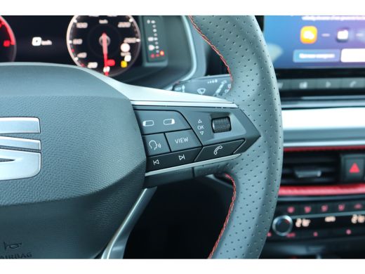 Seat Ibiza FR Business Connect | 17 inch lichtmetalen velgen, (7J x 17) | Achteruitrijcamera | Airconditioni... ActivLease financial lease