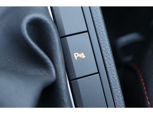 Seat Ibiza FR Business Connect | 17 inch lichtmetalen velgen, (7J x 17) | Achteruitrijcamera | Airconditioni... ActivLease financial lease