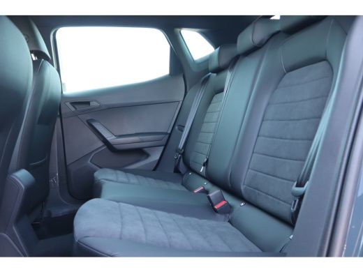 Seat Ibiza FR Business Connect | 17 inch lichtmetalen velgen, (7J x 17) | Achteruitrijcamera | Airconditioni... ActivLease financial lease