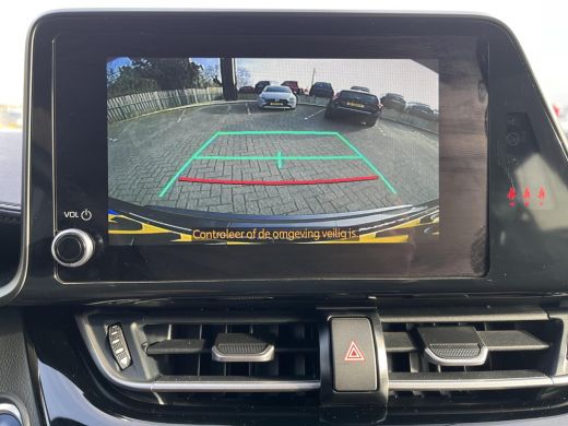Toyota C-HR 1.8 Hybrid Dynamic | Apple CarPlay/Android auto | Achteruitrijcamera | Stoelverwarming ActivLease financial lease