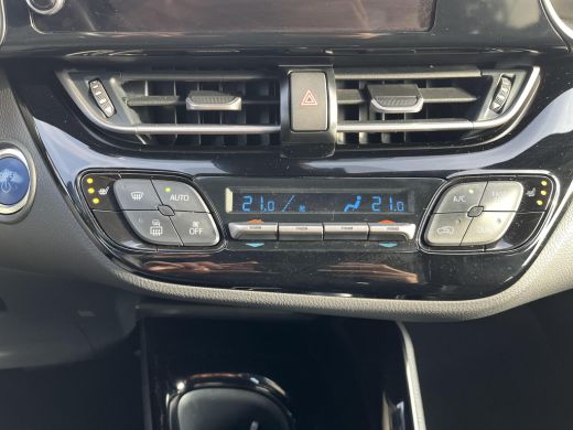 Toyota C-HR 1.8 Hybrid Dynamic | Apple CarPlay/Android auto | Achteruitrijcamera | Stoelverwarming ActivLease financial lease