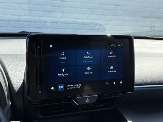 Toyota Yaris Cross 1.5 Hybrid AWD Team D | ACC | CarPlay | Camera | Keyless | DAB+ ActivLease financial lease