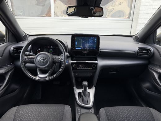Toyota Yaris Cross 1.5 Hybrid Team D | ACC | CarPlay | Camera | Keyless | 17 inch ActivLease financial lease