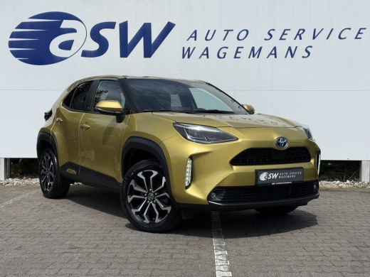 Toyota Yaris Cross 1.5 Hybrid Team D | ACC | CarPlay | Camera | Keyless | 17 inch ActivLease financial lease