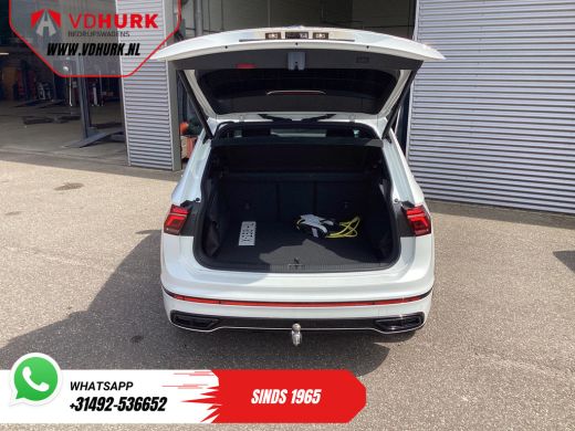 Volkswagen Tiguan 1.4 TSI eHybrid R-Line (DEMO) Pano/ IQ-Light/ Head-Up/ Elek.Trekhaak/ Elek.Klep/ Adapt.Cruise/ Pa... ActivLease financial lease