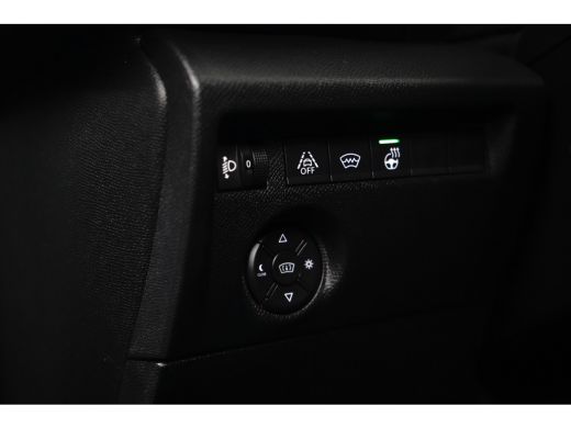 Citroën C4 1.2 Puretech Shine | Navigatie | Achteruitrijcamera | Climate Control | Cruise Control | HUD | Le... ActivLease financial lease