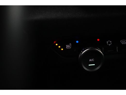 Citroën C4 1.2 Puretech Shine | Navigatie | Achteruitrijcamera | Climate Control | Cruise Control | HUD | Le... ActivLease financial lease