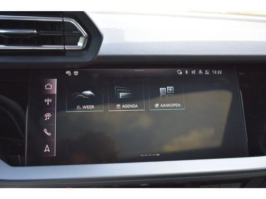 Audi A3 Sportback 40 TFSI e S edition | Panoramadak | Sonos | Head-up display | Keyless entry | 18 inch | ActivLease financial lease