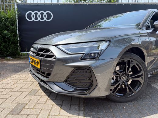 Audi A3 Sportback 40 TFSI e S edition | Panoramadak | Sonos | Head-up display | Keyless entry | 18 inch | ActivLease financial lease
