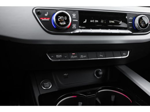 Audi A4 Avant 35 TFSI S edition Competition ActivLease financial lease