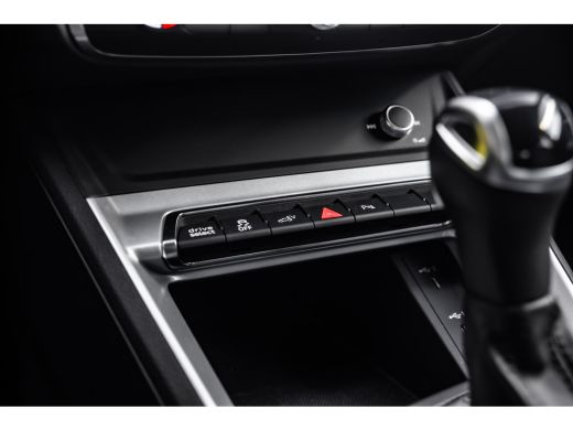 Audi Q3 Advanced Edition | Stoelverwarming | Leder ActivLease financial lease
