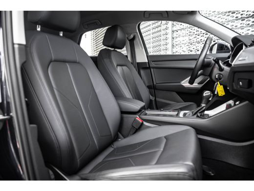 Audi Q3 Advanced Edition | Stoelverwarming | Leder ActivLease financial lease