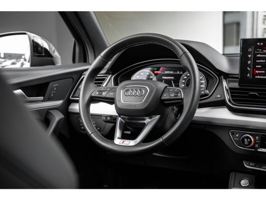 Audi Q5 55 TFSI e quattro Competition ActivLease financial lease