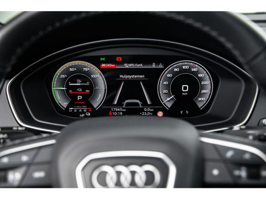 Audi Q5 55 TFSI e quattro Competition ActivLease financial lease