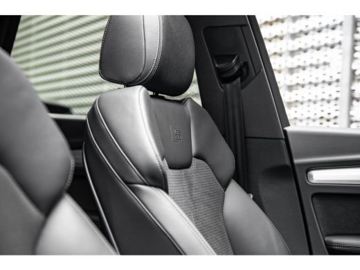 Audi Q5 55 TFSI e quattro Competition ActivLease financial lease