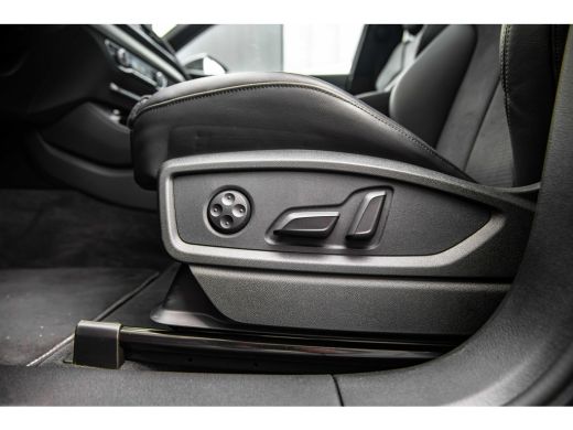 Audi Q5 55 TFSI e quattro Competition ActivLease financial lease
