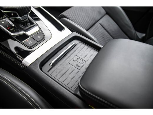 Audi Q5 55 TFSI e quattro Competition ActivLease financial lease
