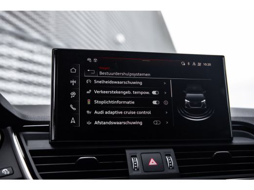 Audi Q5 55 TFSI e quattro Competition ActivLease financial lease