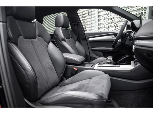 Audi Q5 55 TFSI e quattro Competition ActivLease financial lease