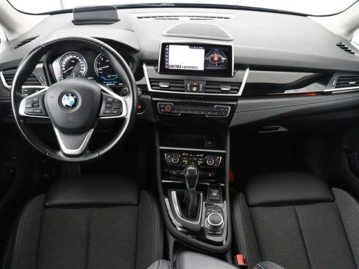 BMW 2 Serie Active Tourer 225xe iPerformance Sport Line | SOH 88,1% | Panoramadak | Stoelverwarming | Harman/... ActivLease financial lease