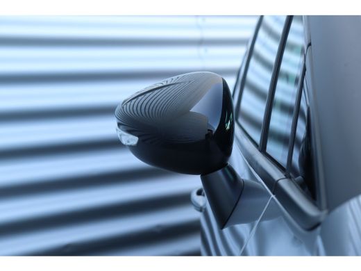 Citroën C3 Aircross 1.2 PURETECH 130PK SHINE AUTOMAAT / NAVI / CLIMA / LED / PDC / TREKHAAK / WINTERPAKKET / BLUETOOT... ActivLease financial lease