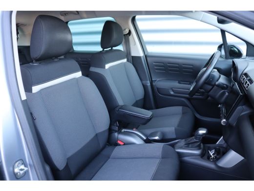 Citroën C3 Aircross 1.2 PURETECH 130PK SHINE AUTOMAAT / NAVI / CLIMA / LED / PDC / TREKHAAK / WINTERPAKKET / BLUETOOT... ActivLease financial lease