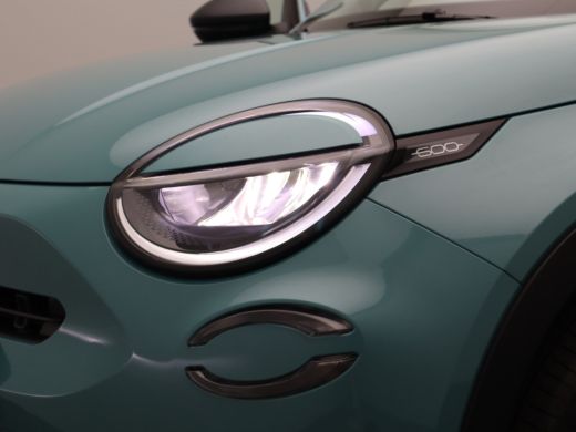 Fiat 600 1.2 Hybrid Urban Camera | Parkeersensoren Voor en Achter | Navigatie | Cruise Control | Dodehoekb... ActivLease financial lease