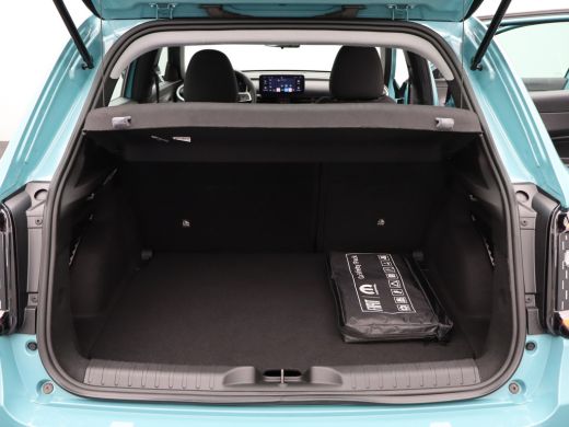 Fiat 600 1.2 Hybrid Urban Camera | Parkeersensoren Voor en Achter | Navigatie | Cruise Control | Dodehoekb... ActivLease financial lease