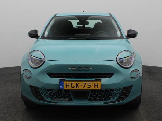 Fiat 600 1.2 Hybrid Urban Camera | Parkeersensoren Voor en Achter | Navigatie | Cruise Control | Dodehoekb... ActivLease financial lease