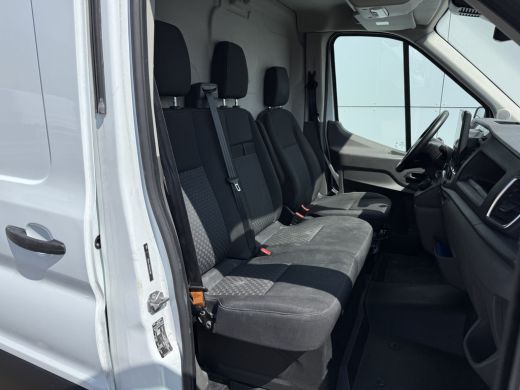 Ford E-Transit 68kWh 184PK L2H2 317km WLTP 95,7% (SOH) BEV Snelladen Cruise Control Climate Control Carplay Laad... ActivLease financial lease