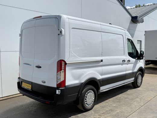Ford E-Transit 68kWh 184PK L2H2 317km WLTP 95,7% (SOH) BEV Snelladen Cruise Control Climate Control Carplay Laad... ActivLease financial lease