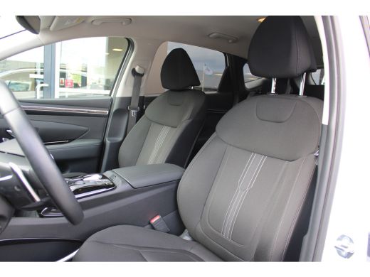 Hyundai Tucson 1.6 T-GDI PHEV Comfort Smart 4WD | 11 kW lader | Achteruitrijcamera | Airco (automatisch) ActivLease financial lease