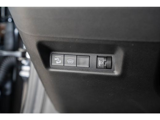 Jeep Avenger Summit 54 kWh | SOH 97% | Camera | Elektrische Achterklep | Navigatie | Stoel Verwarming | Verwar... ActivLease financial lease