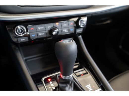 Jeep Compass 4xe 190 Plug-in Hybrid Electric Altitude | 360 Graden Camera | Stoel & Stuurverwarming | Navigati... ActivLease financial lease