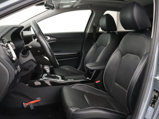 Kia XCeed 1.6 GDi PHEV ExecutiveLine | Panoramadak | Stoelventilatie | Leder | Adaptive cruise | Camera | A... ActivLease financial lease