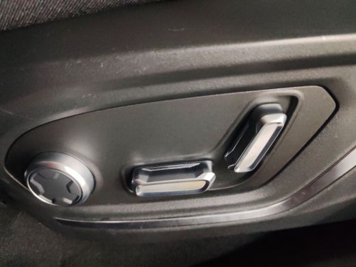 Lynk & Co 01 1.5 262pk Plug-in Pano.dak DAB 360&deg;Cam Stoelverw. Carplay ActivLease financial lease