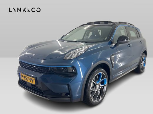 Lynk & Co 01 1.5 262pk Plug-in Pano.dak DAB 360&deg;Cam Stoelverw. Carplay ActivLease financial lease