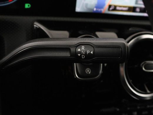 Mercedes-Benz CLA Shooting Brake 200 AMG Line | Leder/Alcantara | Trekhaak | Carplay | Widescreen | Navigatie | Ful... ActivLease financial lease