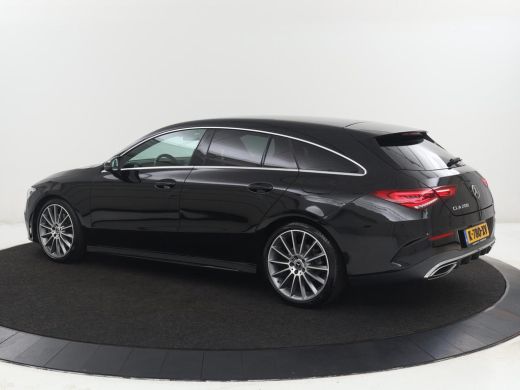 Mercedes-Benz CLA Shooting Brake 200 AMG Line | Leder/Alcantara | Trekhaak | Carplay | Widescreen | Navigatie | Ful... ActivLease financial lease