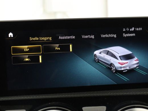 Mercedes-Benz CLA Shooting Brake 200 AMG Line | Leder/Alcantara | Trekhaak | Carplay | Widescreen | Navigatie | Ful... ActivLease financial lease