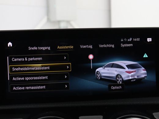 Mercedes-Benz CLA Shooting Brake 200 AMG Line | Leder/Alcantara | Trekhaak | Carplay | Widescreen | Navigatie | Ful... ActivLease financial lease