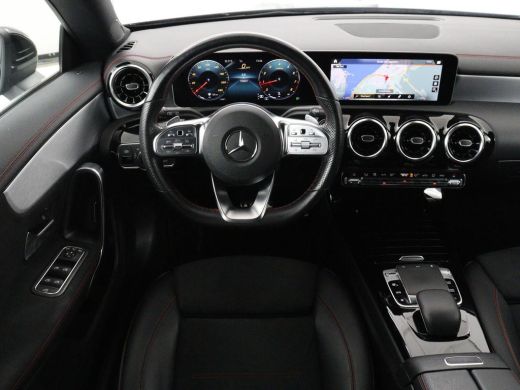 Mercedes-Benz CLA Shooting Brake 200 AMG Line | Leder/Alcantara | Trekhaak | Carplay | Widescreen | Navigatie | Ful... ActivLease financial lease
