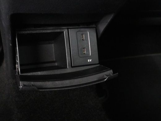 Mercedes-Benz CLA Shooting Brake 200 AMG Line | Leder/Alcantara | Trekhaak | Carplay | Widescreen | Navigatie | Ful... ActivLease financial lease